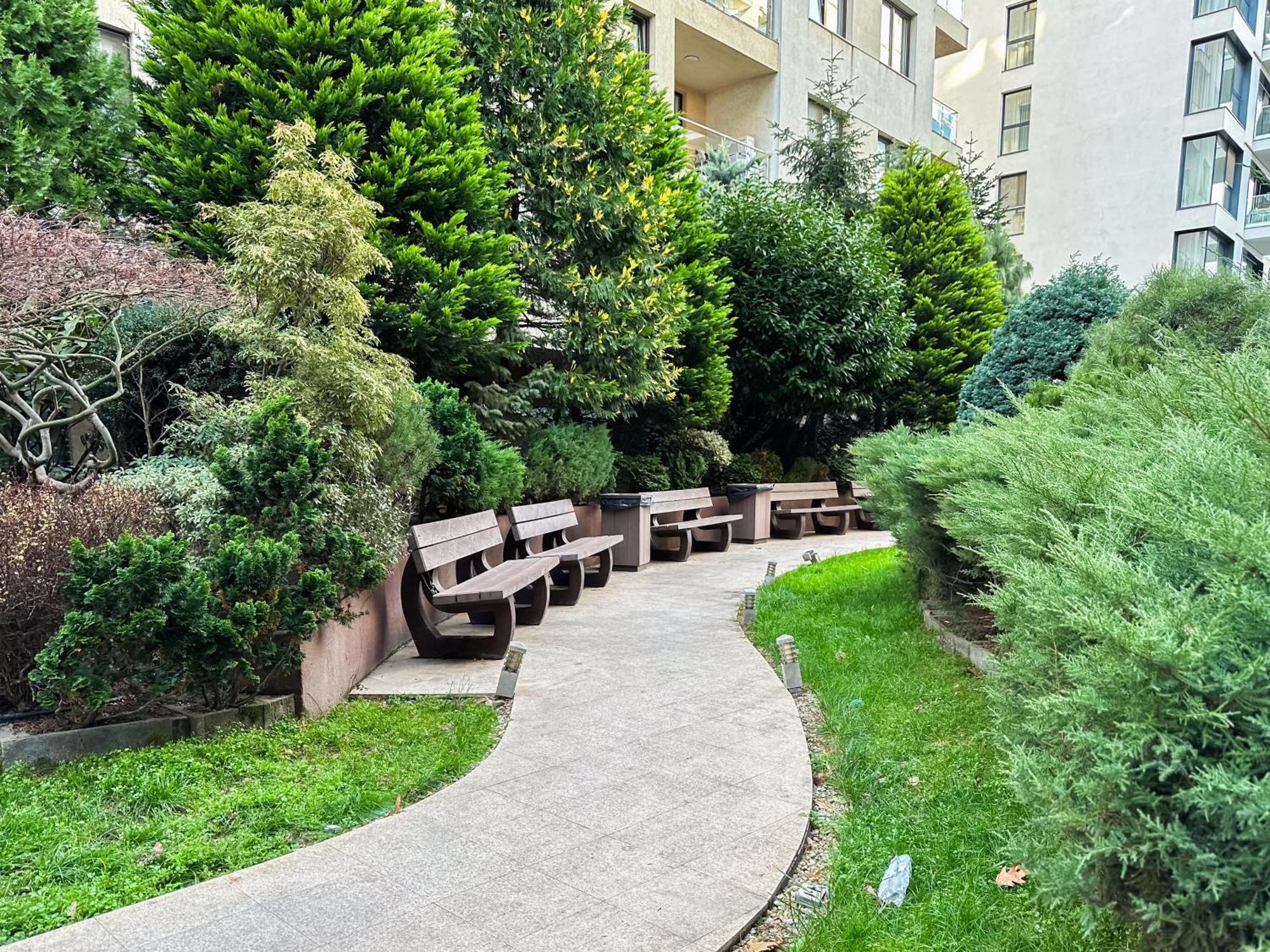 Garden Apartment - Herastrau Park 3Min Walk Bucarest Exterior foto